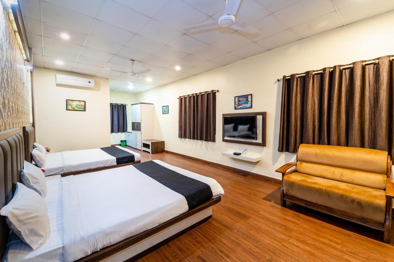 Narmada Hills Resort Godarpura Esterno foto