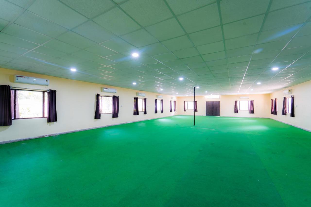 Narmada Hills Resort Godarpura Esterno foto