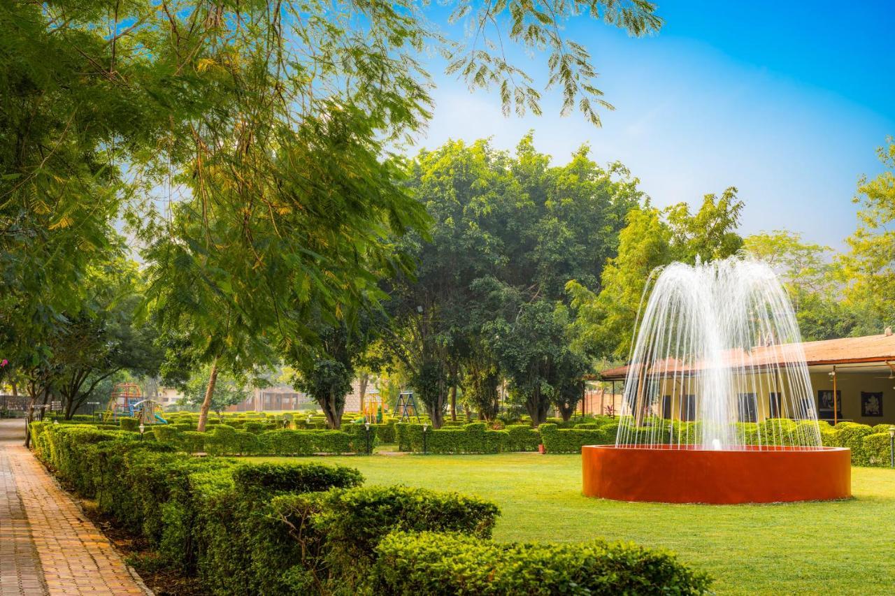 Narmada Hills Resort Godarpura Esterno foto