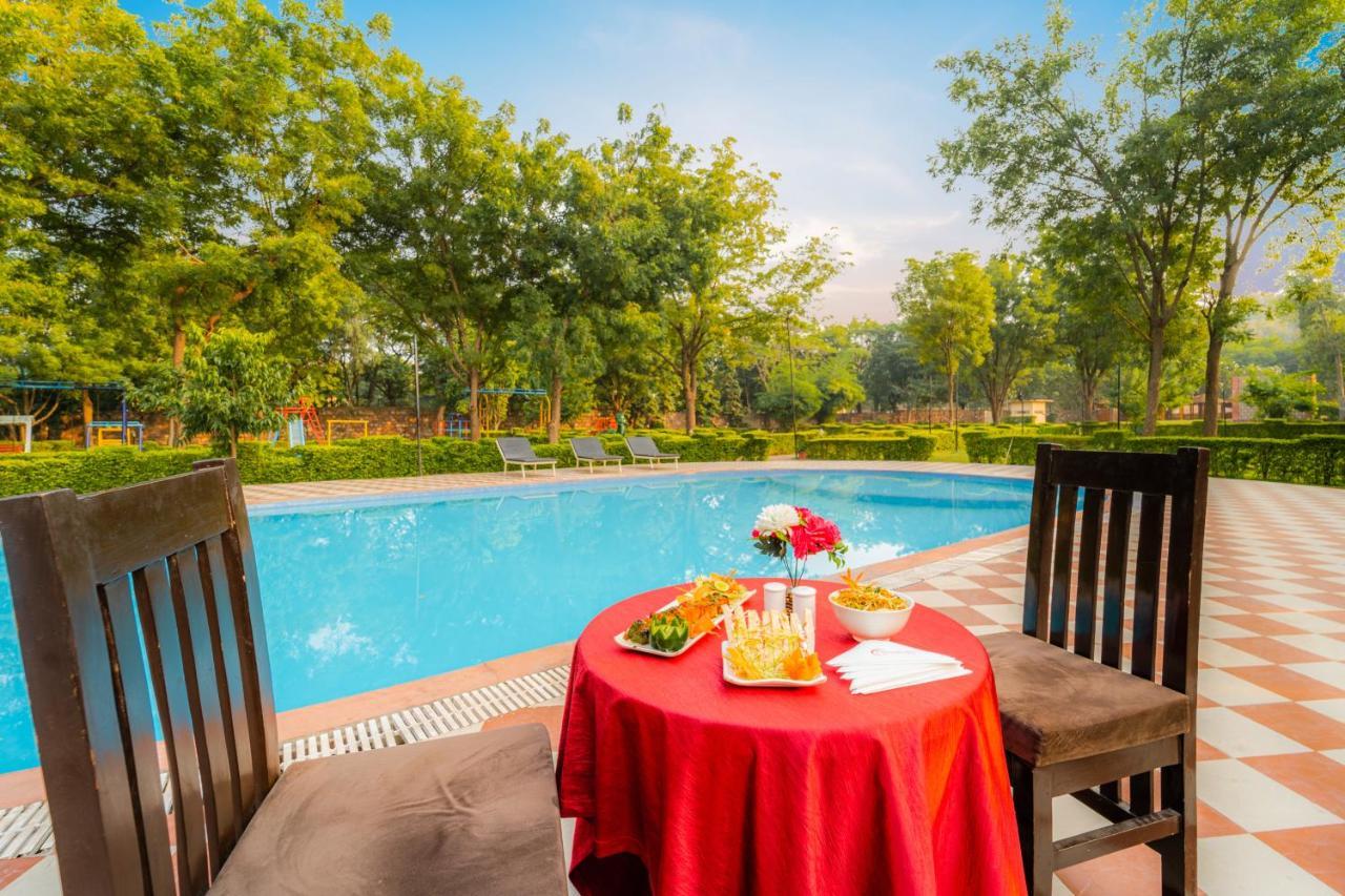 Narmada Hills Resort Godarpura Esterno foto