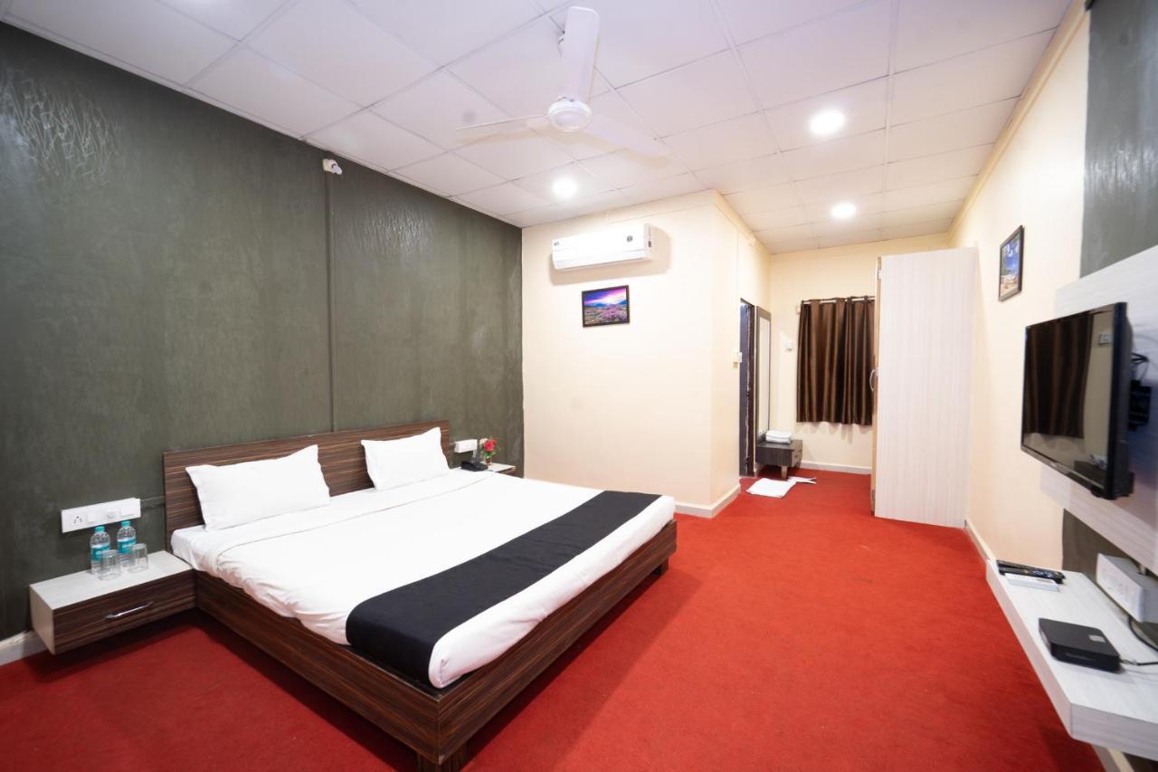 Narmada Hills Resort Godarpura Esterno foto