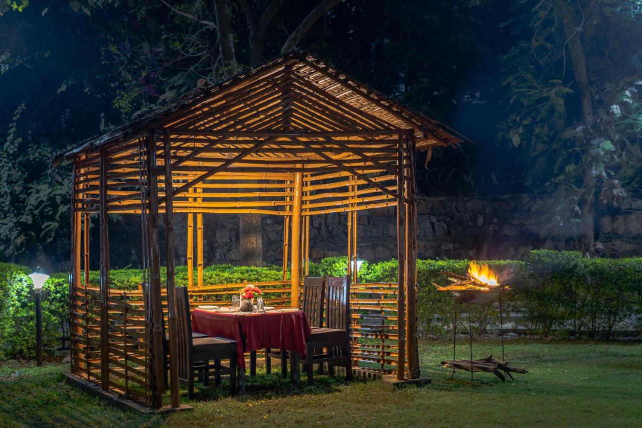 Narmada Hills Resort Godarpura Esterno foto